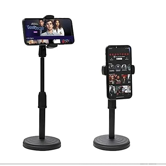 Suporte de celular de mesa preto com o celular preso na garra